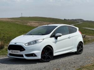 <span style="color:#d4af37;">Ford Fiesta ST or £3000 Cash</span>